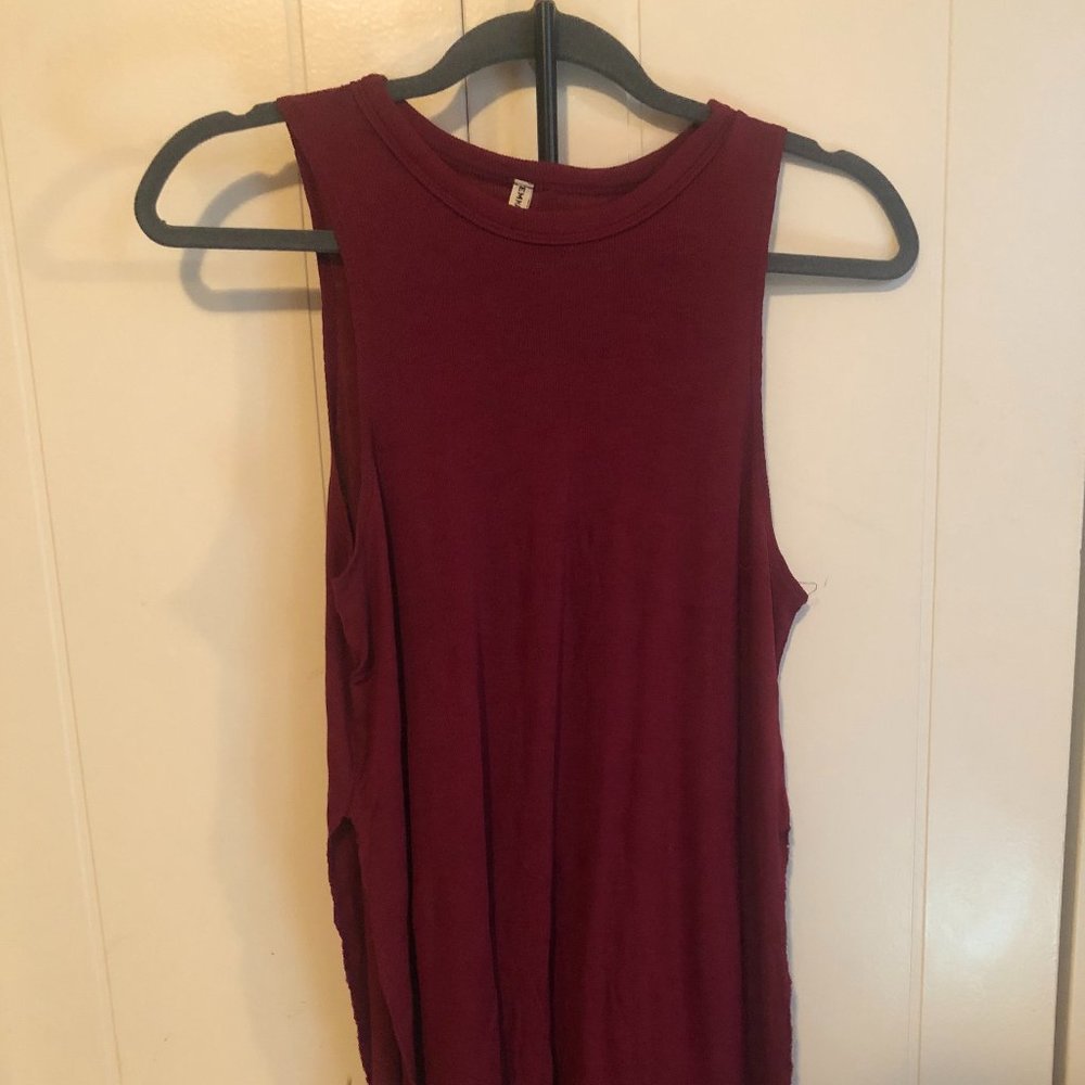 Emma & Sam Red Ribbed Tank | Size S